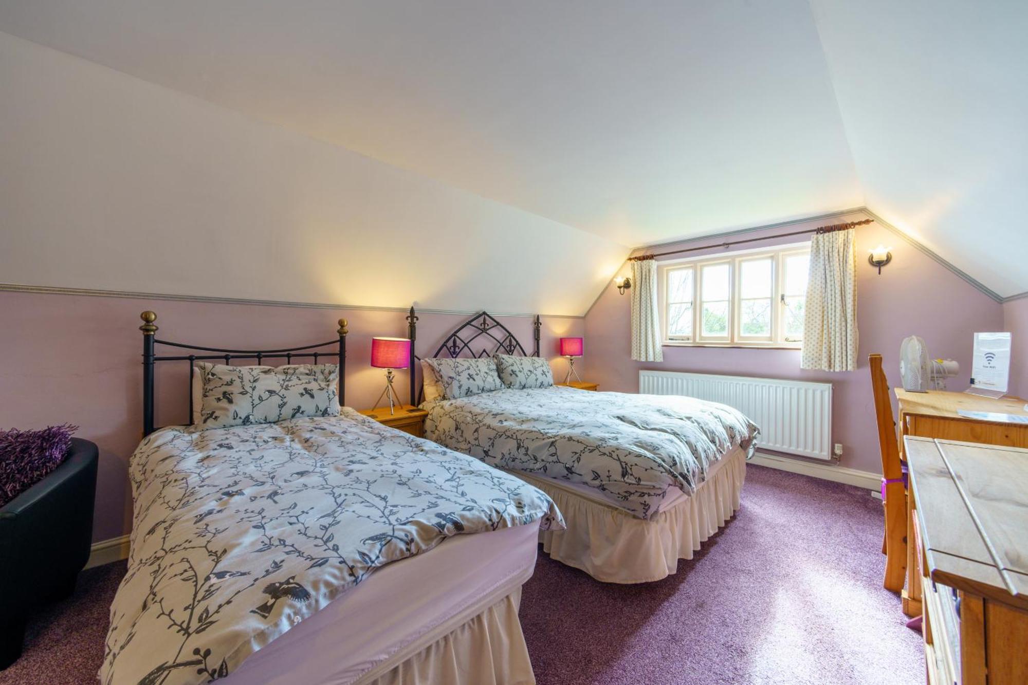 Yallands Farmhouse トーントン 部屋 写真