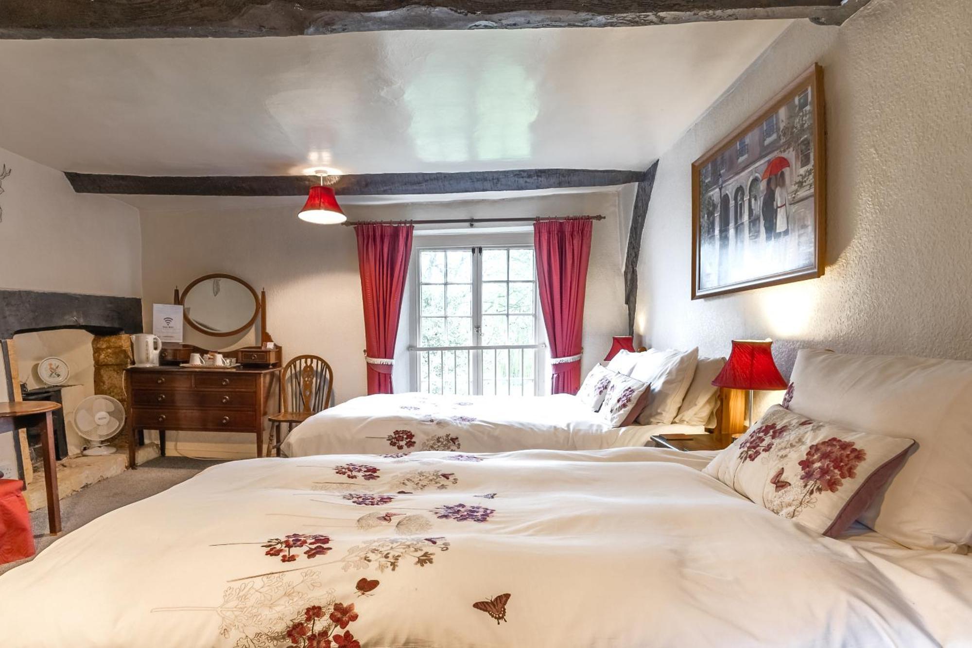 Yallands Farmhouse トーントン 部屋 写真